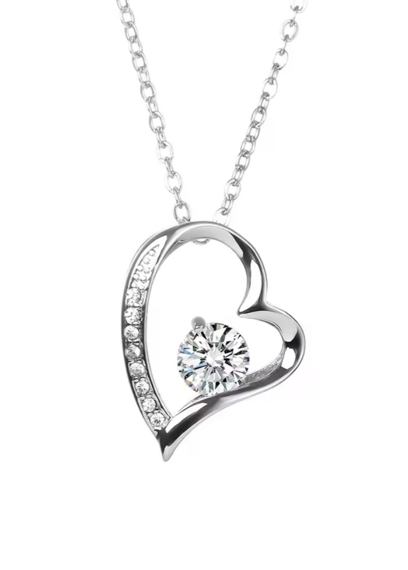 LOVE BOX - Boîte à bijou comportant une rose éternelle et un magnifique pendentif en forme de coeur